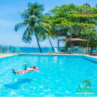 Journée au top à l'Auberge de la Vieille Tour - Piscine, plage, repas inclus et coach sportif le samedi